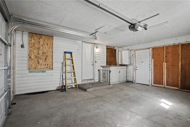 360 Wilson Avenue SW, Cedar Rapids, IA 52404