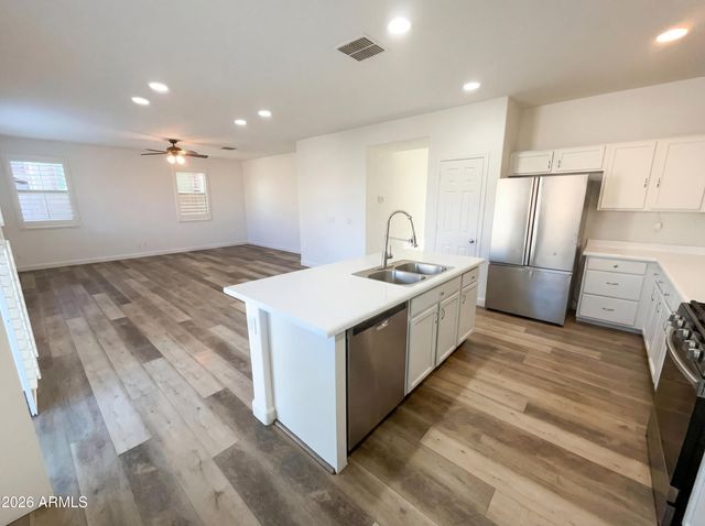 3940 E BLUE SPRUCE Lane, Gilbert, AZ 85298