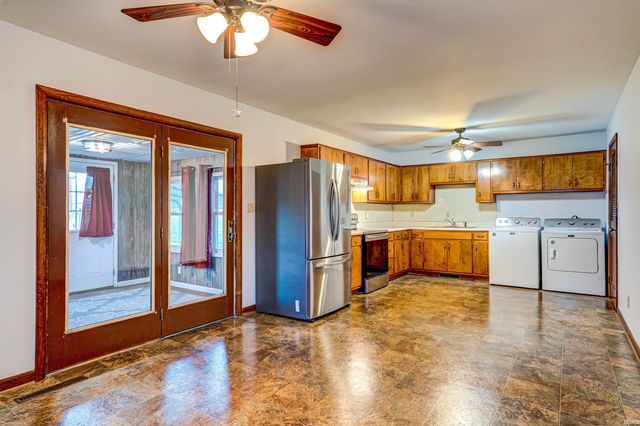 940 19th Street, Tell City, IN 47586