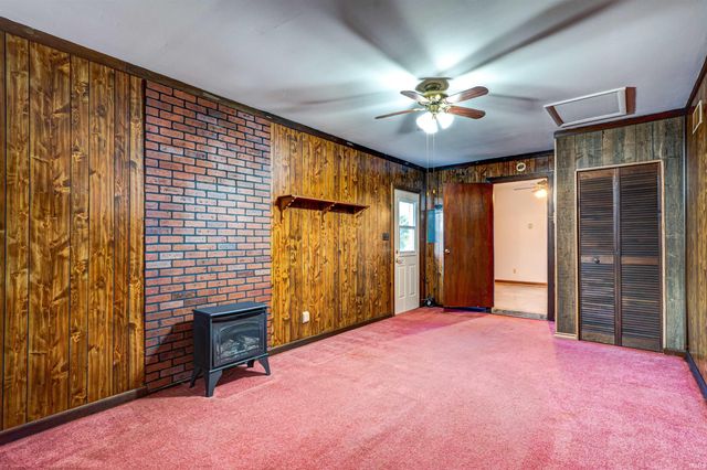 940 19th Street, Tell City, IN 47586