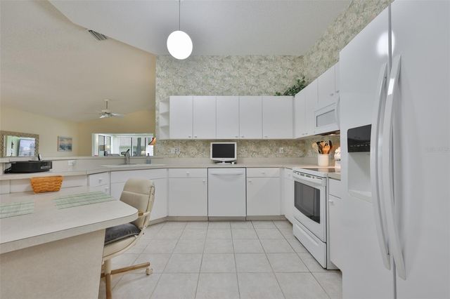 2429 NEW HAVEN CIRCLE, Sun City Center, FL 33573