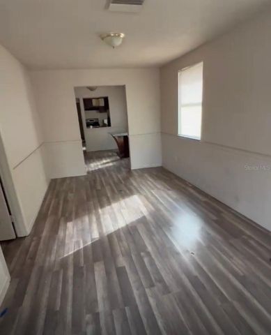 8213 N 17TH STREET, Tampa, FL 33604