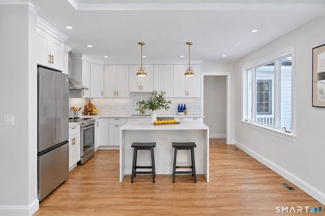 34 Rimmon Road, Woodbridge, CT 06525