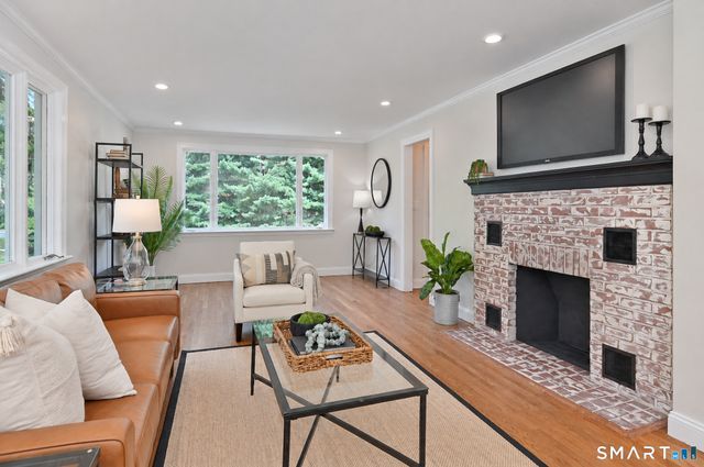 34 Rimmon Road, Woodbridge, CT 06525