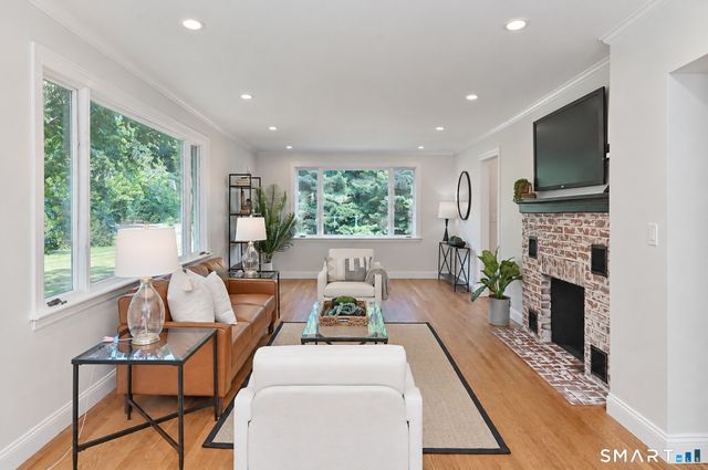 34 Rimmon Road, Woodbridge, CT 06525