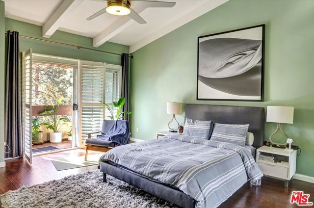 2700 E Cahuenga Boulevard 1301, Los Angeles, CA 90068