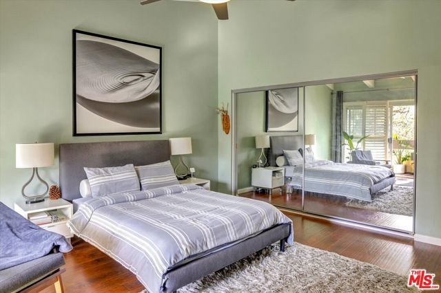 2700 E Cahuenga Boulevard 1301, Los Angeles, CA 90068