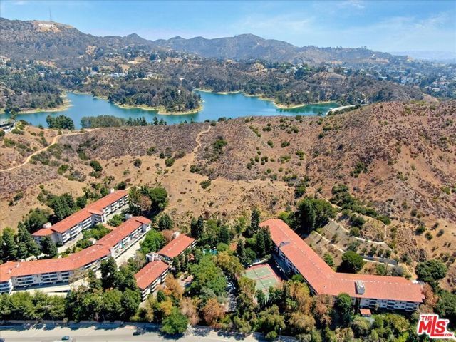 2700 E Cahuenga Boulevard 1301, Los Angeles, CA 90068