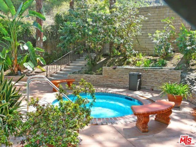 2700 E Cahuenga Boulevard 1301, Los Angeles, CA 90068