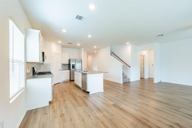 10217 Prague CT, Austin, TX 78747