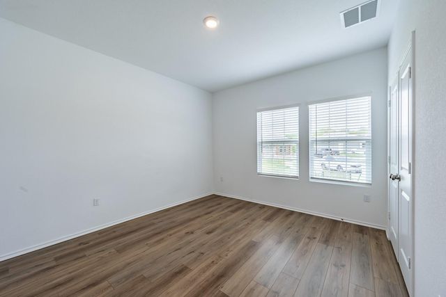 10217 Prague CT, Austin, TX 78747