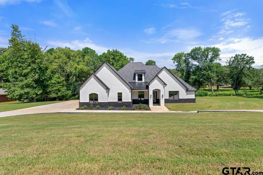 10725 Red Bud Place, Whitehouse, TX 75791