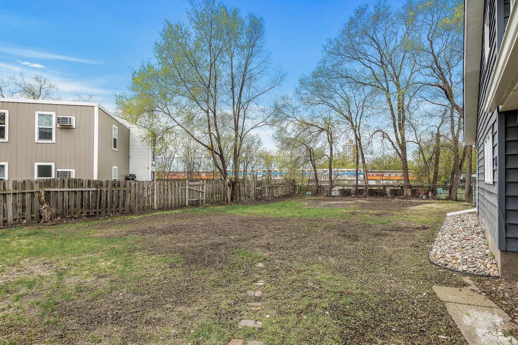 631 Polk Street NE, Minneapolis, MN 55413 — photo 2