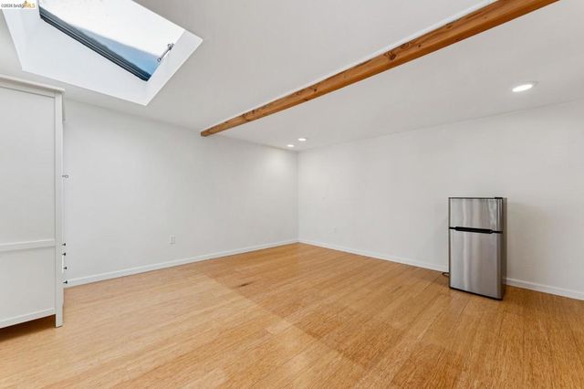 2112 Mckinley Ave D, Berkeley, CA 94703