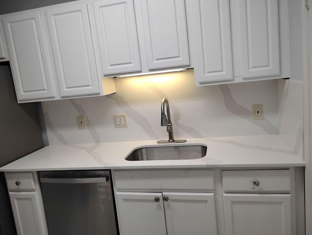 2313 N CONGRESS Avenue 18, Boynton Beach, FL 33426