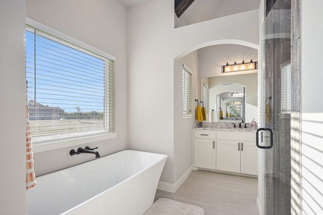 252 Harvard Lane, Springtown, TX 76082