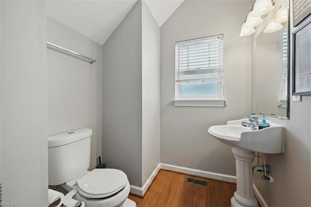 1853 Rockwood DR, Chesapeake, VA 23323