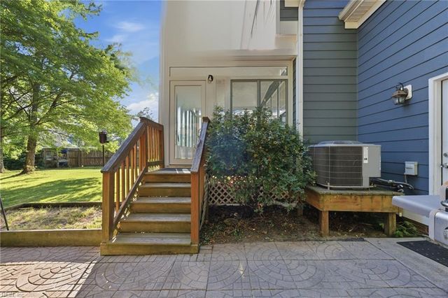 1853 Rockwood DR, Chesapeake, VA 23323