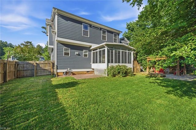 1853 Rockwood DR, Chesapeake, VA 23323