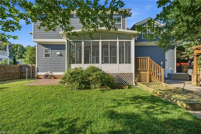 1853 Rockwood DR, Chesapeake, VA 23323