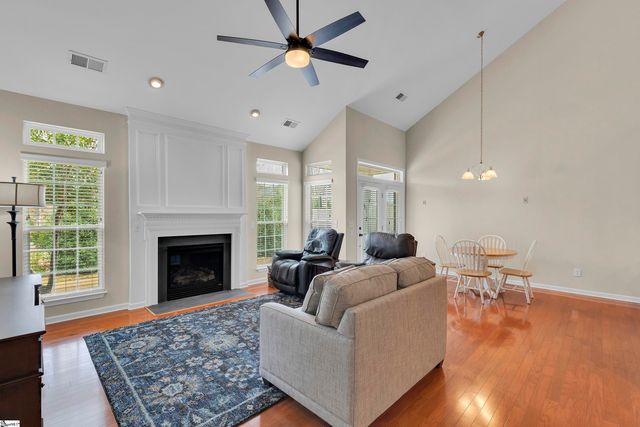 15 Everleigh Court, Simpsonville, SC 29681