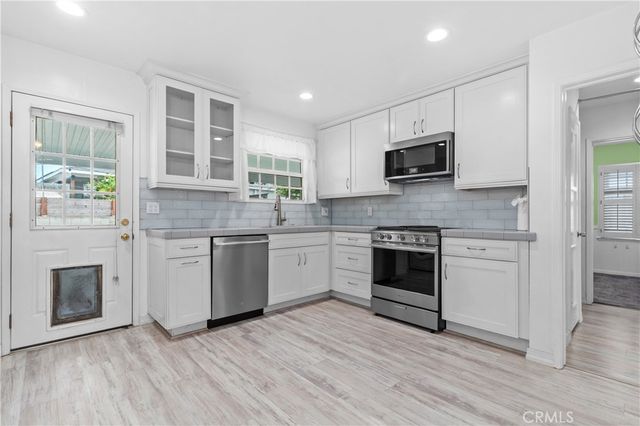 320 E 44th, Long Beach, CA 90807