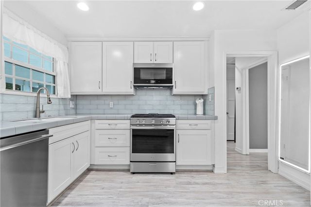 320 E 44th, Long Beach, CA 90807