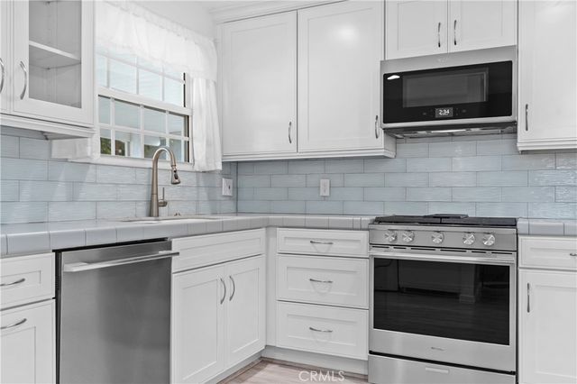 320 E 44th, Long Beach, CA 90807