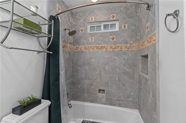 320 E 44th, Long Beach, CA 90807