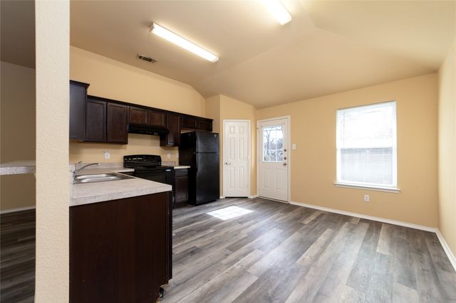 8534 Bearden Street, Dallas, TX 75227