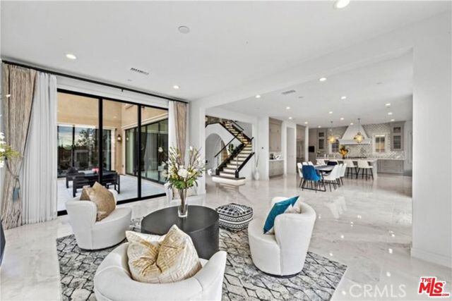 119 Lanzon, Irvine, CA 92602