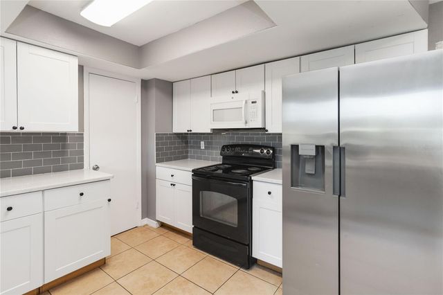 176 MANTE DRIVE, Kissimmee, FL 34743