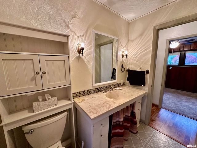 325 LAWNDALE Avenue, Creve Coeur, IL 61610