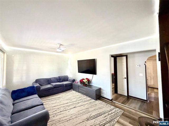 15-26 Elmary Place, Fair Lawn, NJ 07410