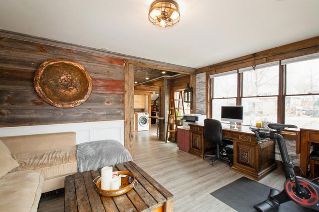 25565 Smithtown Road, Excelsior, MN 55331