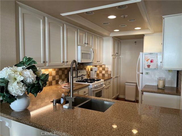 280 Cagney Lane 115, Newport Beach, CA 92663