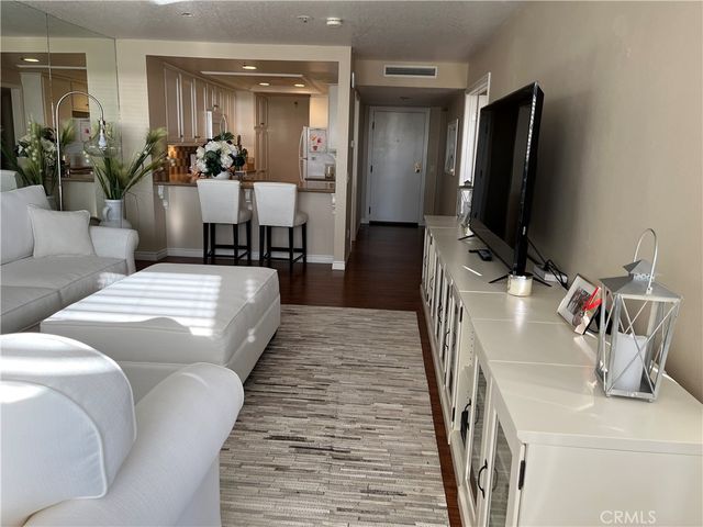 280 Cagney Lane 115, Newport Beach, CA 92663