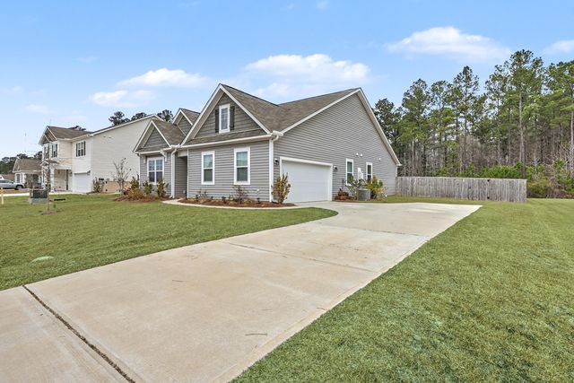 1062 Wading Point Boulevard, Huger, SC 29450
