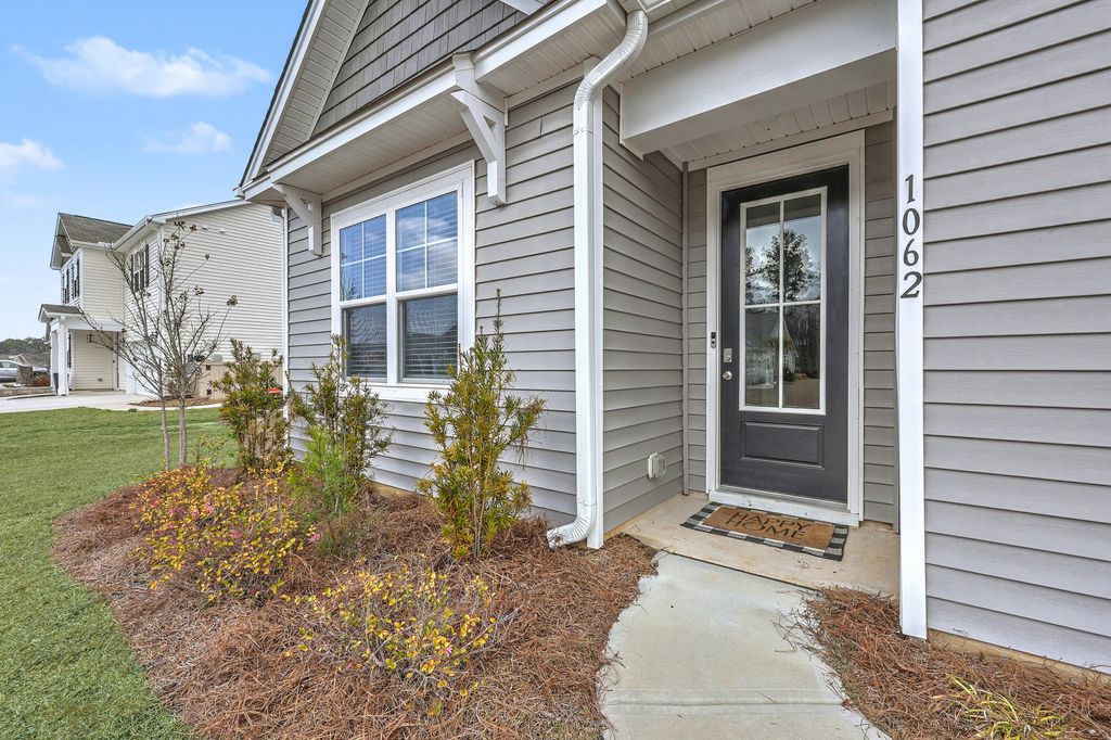 Image 10 of property listing at 1062 Wading Point Boulevard, Huger, SC 29450