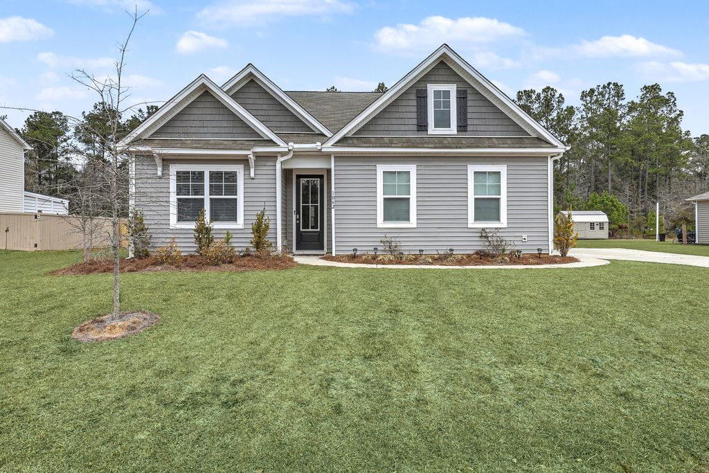 Image 2 of property listing at 1062 Wading Point Boulevard, Huger, SC 29450