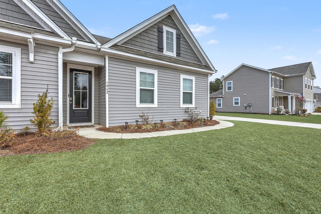 Image 8 of property listing at 1062 Wading Point Boulevard, Huger, SC 29450