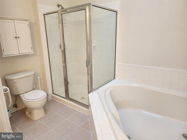 2673 CRABAPPLE CIR, Perkasie, PA 18944