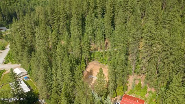 650 Park Ave, Silverton, ID 83867