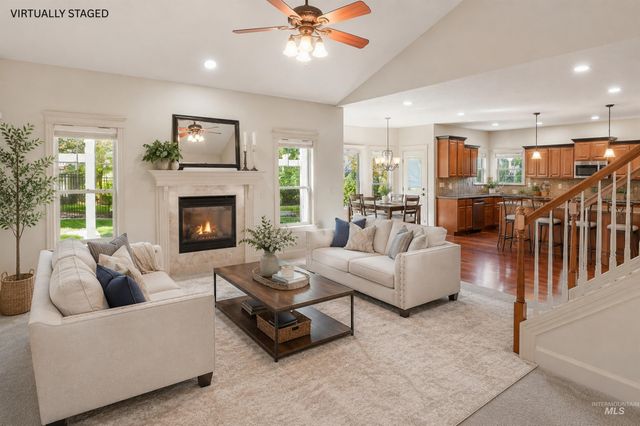 2813 S Bayhill Ct, Nampa, ID 83686