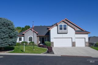 2813 S Bayhill Ct, Nampa, ID 83686