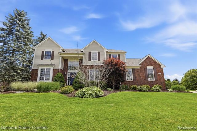 23431 Winged Foot Way, South Lyon, MI 48178