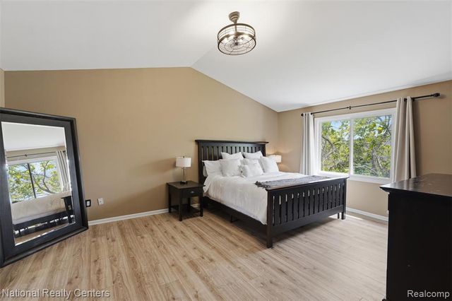 23431 Winged Foot Way, South Lyon, MI 48178