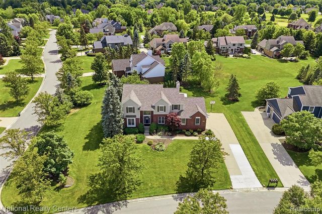 23431 Winged Foot Way, South Lyon, MI 48178