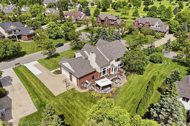 23431 Winged Foot Way, South Lyon, MI 48178