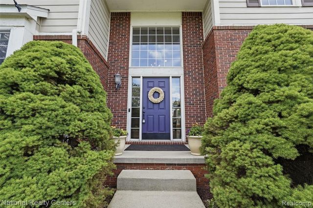 23431 Winged Foot Way, South Lyon, MI 48178